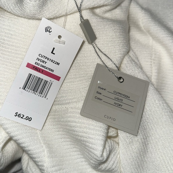 Cupio Women's White Cowl Neck Sweater size large new with tags - Picture 4 of 8